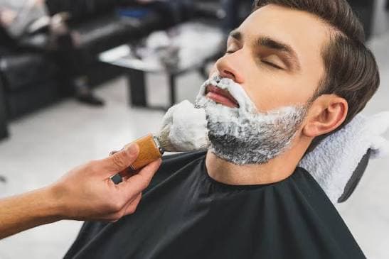 حبوب ما بعد الحلاقة… أسبابها وأفضل طرق الوقاية منها.