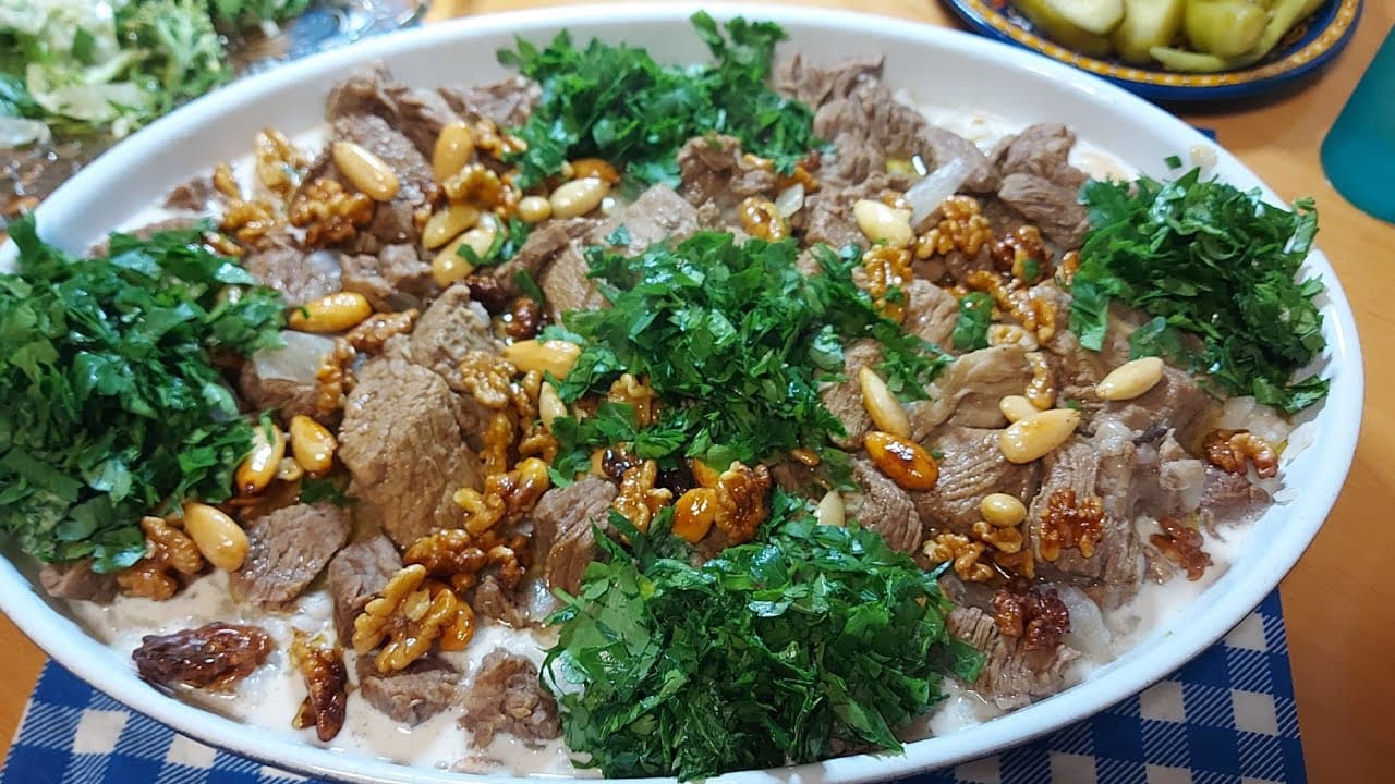 طريقة تحضير فتة اللحم للفطور