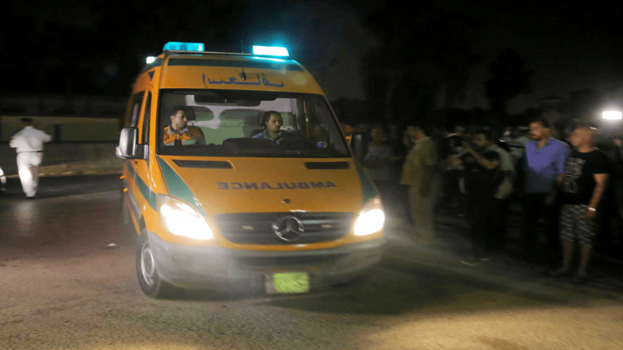 أم تقنع طفلتها أن ترمي نفسها من الطابق الرابع في مصر