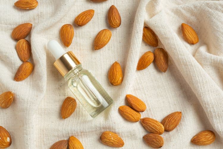 علاج البشرة الجافة طبيعياً وآثار على الجلد يجب أخذها في الاعتبار