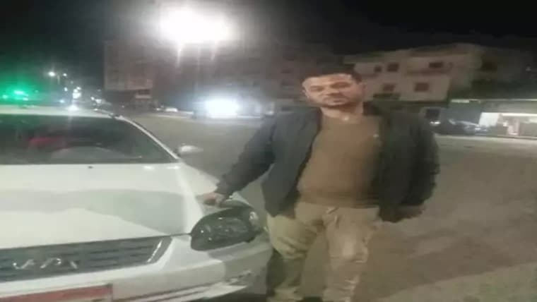 سائق تاكسي في مصر يرفض عرضاً مغرياً بالملايين