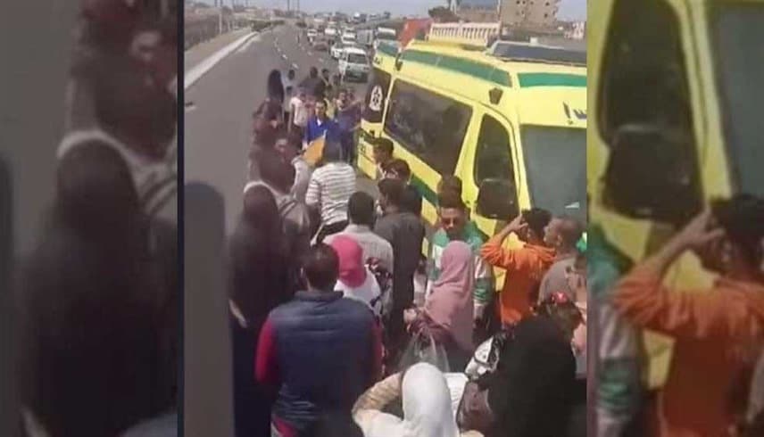 أم تلقي بطفليها من أعلى جسر في الإسكندرية | فيديو