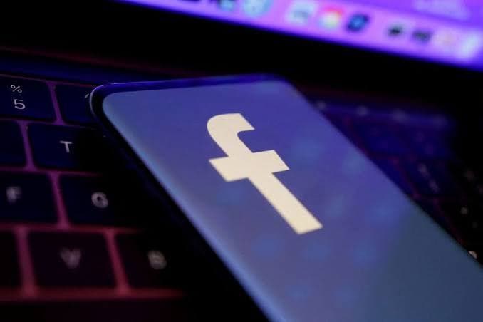 عطل مفاجئ يضرب "فيسبوك".. والموقع يتوقف لدى مستخدمين حول العالم