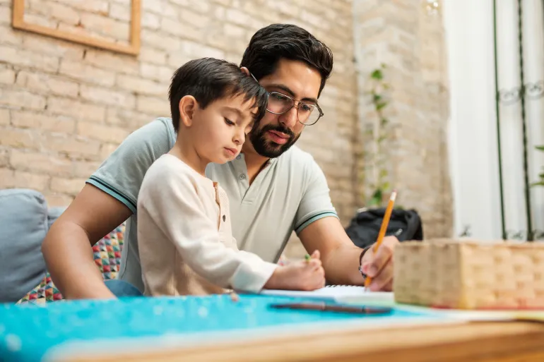 ليس الأطفال وحدهم.. الآباء أيضا يعانون من قلق العودة إلى المدرسة