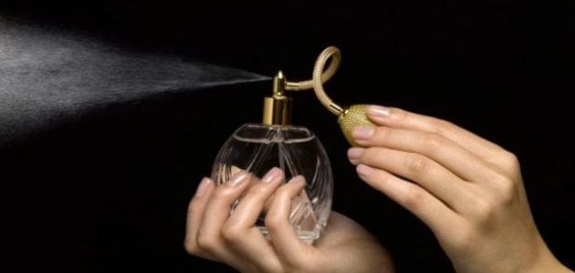 كيف يمكن شراء العطر المناسب؟