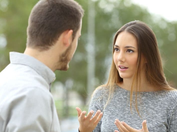 10 مهارات لتحسين التواصل بين الزوجين
