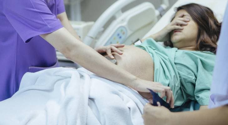 الصحة العالمية: امرأة تموت كل دقيقتين خلال الحمل أو أثناء الولادة