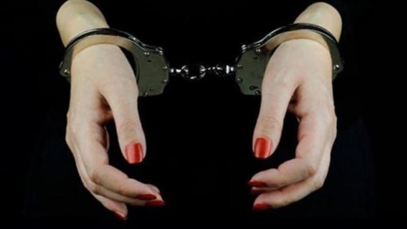 تونس: السجن 15 عاماً لفتاة هربت كوكايين في معدتها