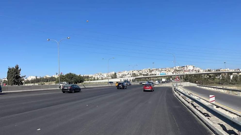 وفاة و 40 إصابة إثر تدهور حافلة وانقلابها على طريق المطار
